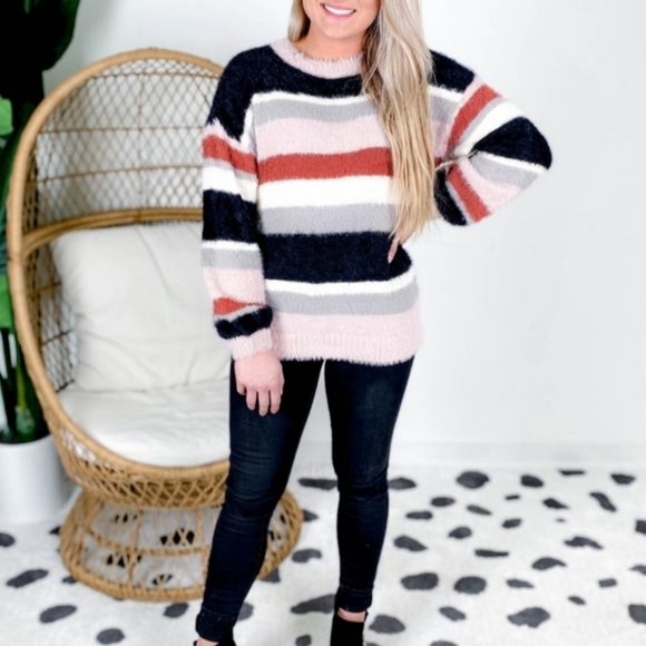 Kori America Boutique Brand sweater - Picture 2 of 6